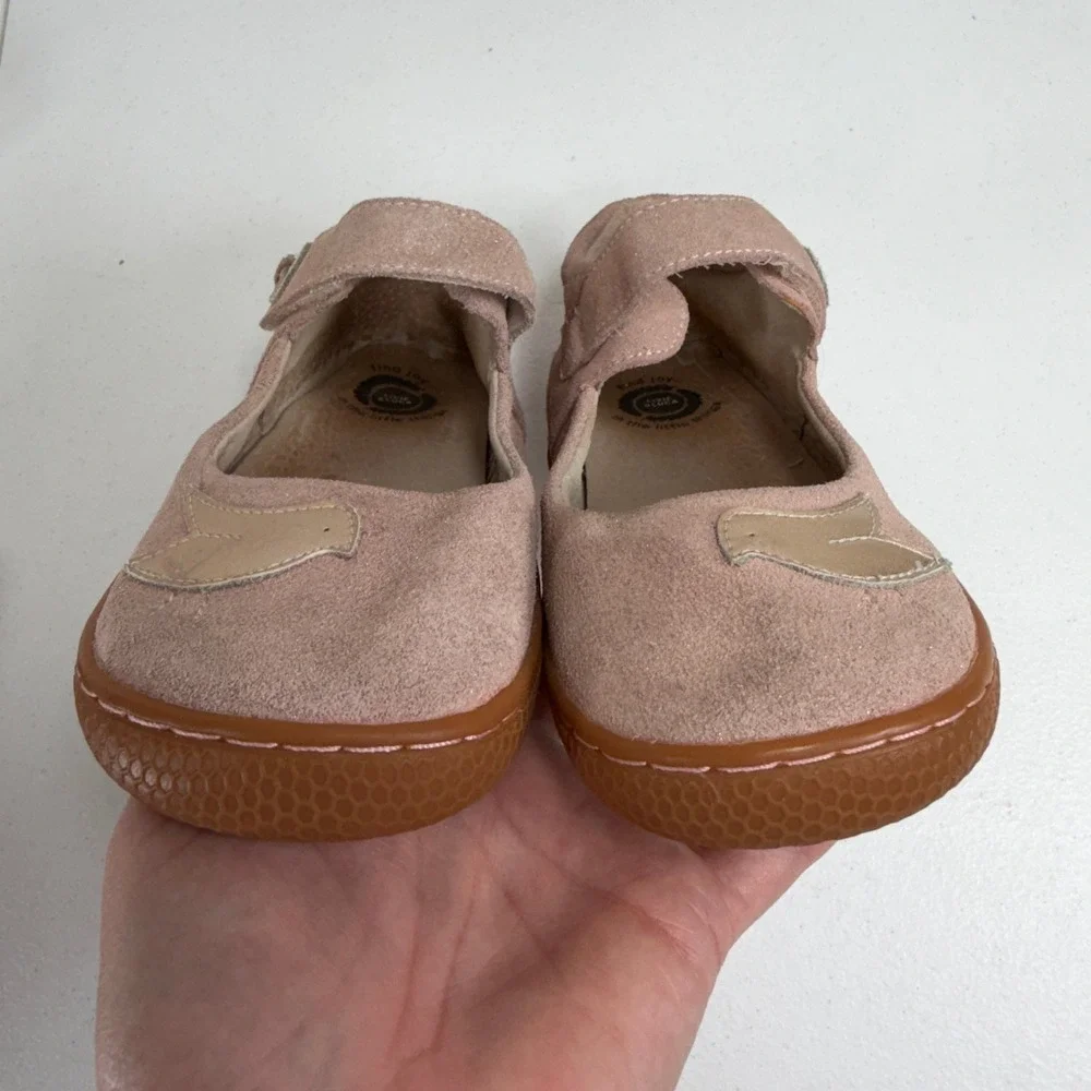 Livie & Luca 13 PIO Mary Jane Pink Suede Bird Applique Shimmer Flats Shoes